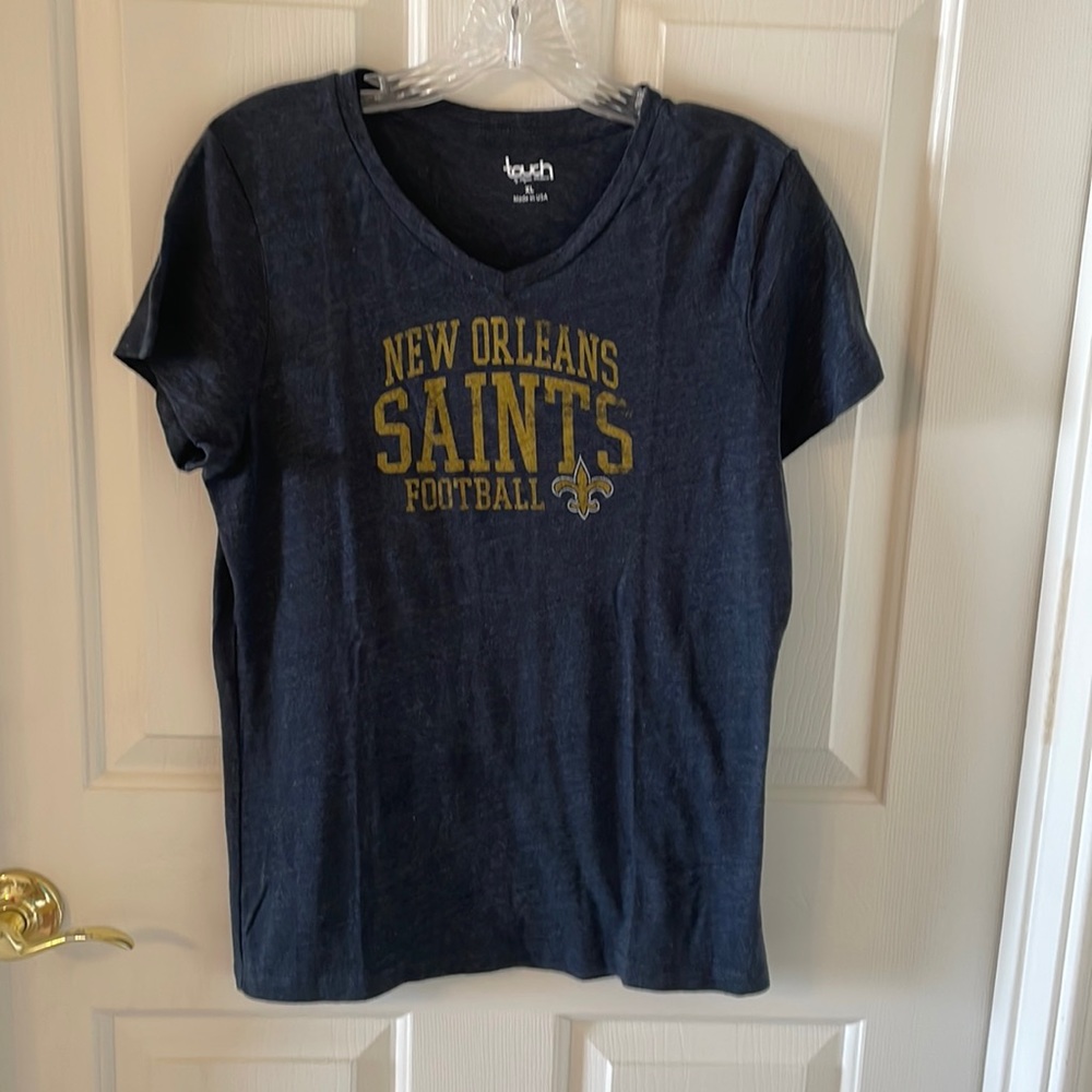 Vintage New Orleans Saints Tshirt.